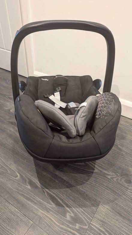 Photo of free Maxi Cosi pebble car seat (Primley Park LS17) #3
