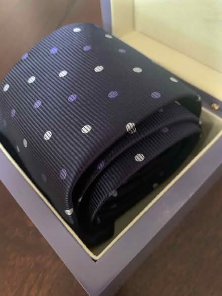 Photo of free Polka dot tie with box (W13) #1