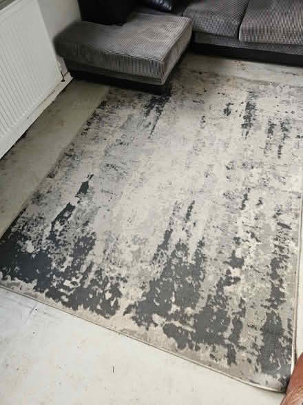 Photo of free Distressed rug (LS26 rothwell) #3