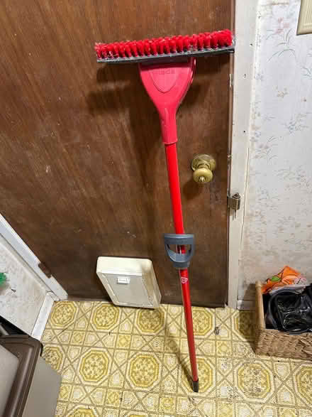 Photo of free Vileda sponge mop handle (Pinehurst) #1