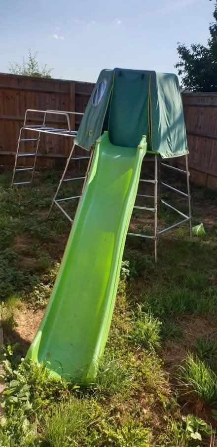 Photo of free Climbing frame (Upper arncott OX25) #1