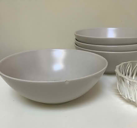 Photo of free Bowls (Altrincham WA14) #3