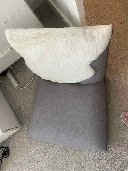 Photo of free Lounge chair (Earls court, Kensington) #3