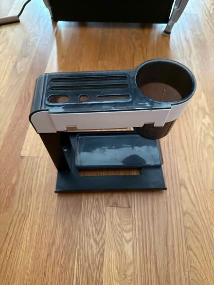 Photo of free Knife / utensil drying rack (Newtonville) #1
