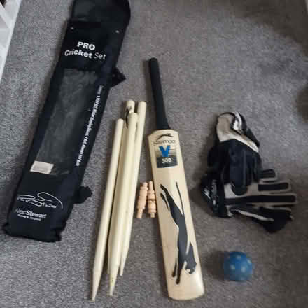 Photo of free Child's cricket set (Woolton L25) #1