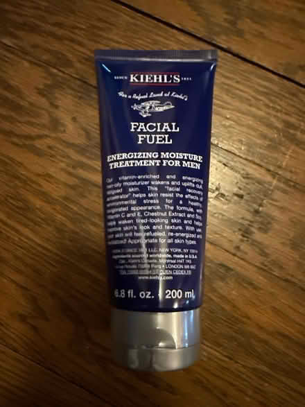 Photo of free Kiehl’s men’s face lotion (Bronxville) #1