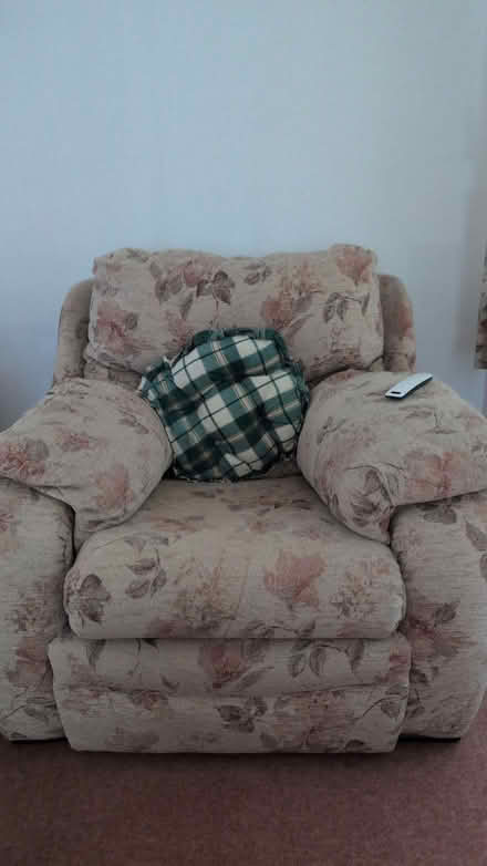 Photo of free Sofa and two armchairs (Whydown TN39) #1