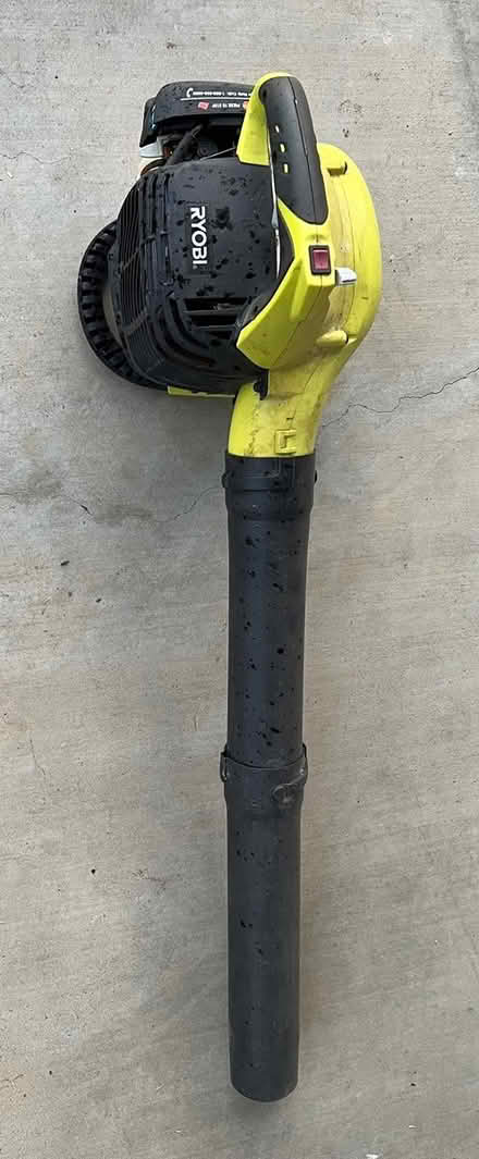 Photo of free Garden blower, gas (Near De Anza College) #2