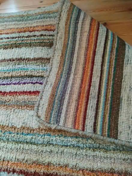 Photo of free Large rug (Streatham SW16) #3