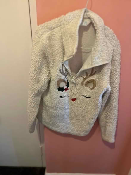 Photo of free Ladies warm bottom & top (E3) #4