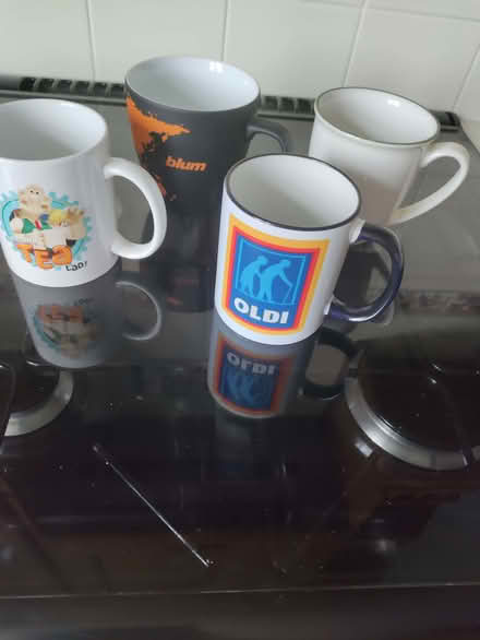 Photo of free 4 mugs (California DE22) #1
