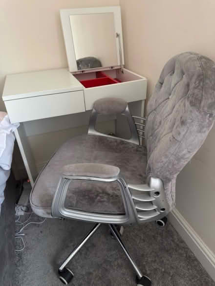 Photo of free Dressing table with mirror + chair (Walkden) #1