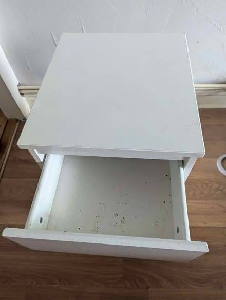 Photo of free Pair of Ikea bedside tables (New Barnet EN4) #1