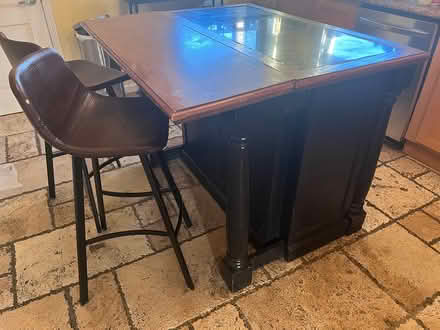Photo of free marble top island and stools (39th ave and MacArthur) #3