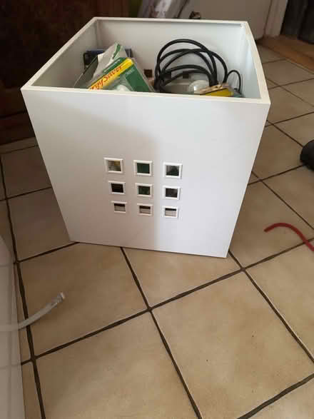 Photo of free Box of lightbulbs and connecting leads (Kidlington OX5) #2