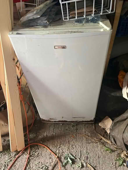 Photo of free Under counter freezer. Not 100% (Wheathampstead AL4) #1