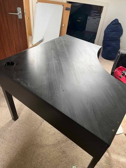 Photo of free Corner table (Tw3) #2