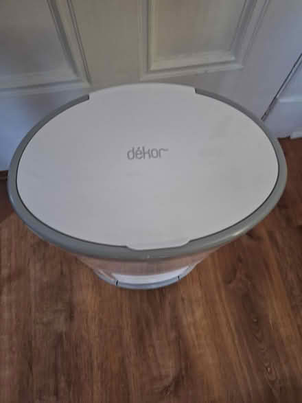 Photo of free Dekor Diaper Pail (Cathedral Heights / AU) #2