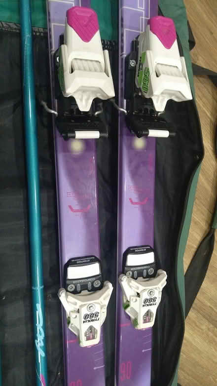 Photo of free Skis and poles (East Peckham, Kent TN12) #2