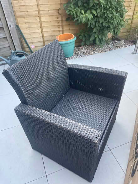 Photo of free Garden chairs, couch and table (St Albans AL3) #2