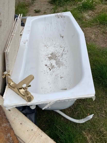Photo of free Bathtub and mixer tap (Colinton EH13) #3