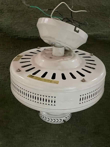 Photo of free ceiling fan (Spring Hill, Somerville) #2
