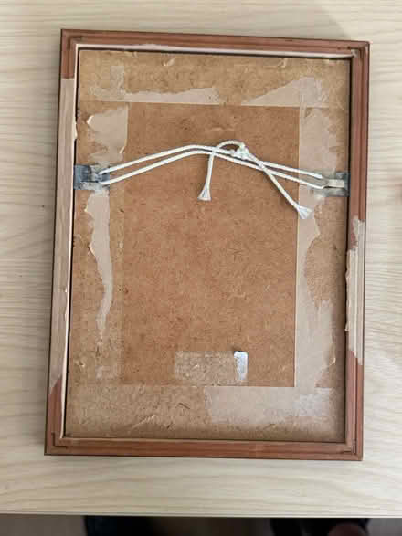 Photo of free 8x6" hanging picture frame (Barrow upon Humber DN19) #2