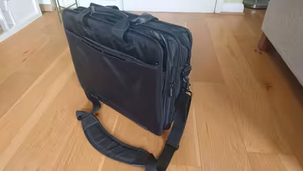 Photo of free Laptop bag/briefcase (Mountsorrel LE12) #1