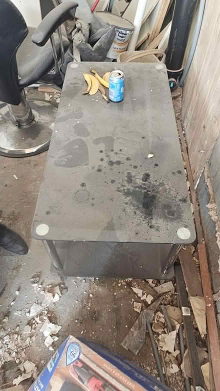 Photo of free Table (London Colney AL2) #1