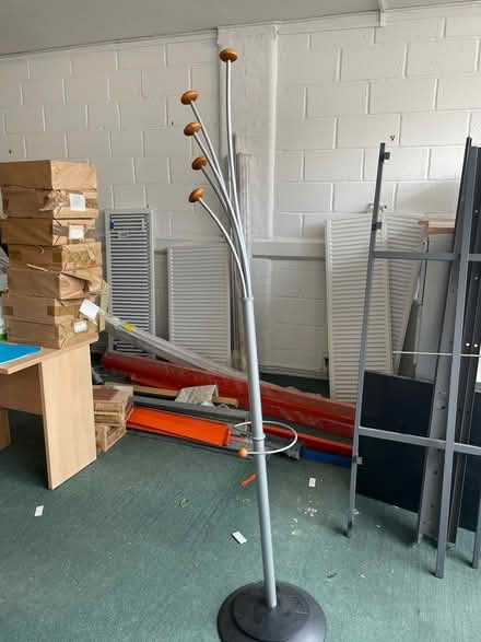 Photo of free Coat stand nice ! 180cm (SE19) #2
