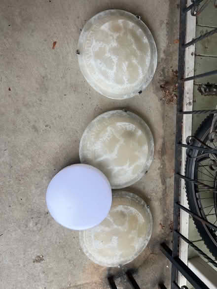 Photo of free 4 ceiling lights (Bathurst and College) #1