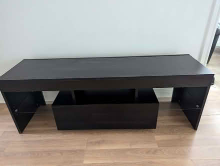 Photo of free TV stand (New Barnet EN4) #1