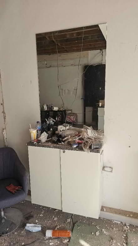 Photo of free Barbar shop equipment (London Colney AL2) #2