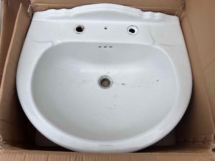 Photo of free Bathroom washbasin and pedestal (Grangetown, Sunderland) #2