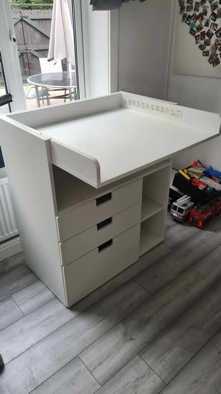 Photo of free Ikea changing table (Woodhousepark M22) #4