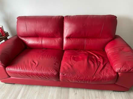 Photo of free Sofa 3 seater leather (Matlock DE4) #1