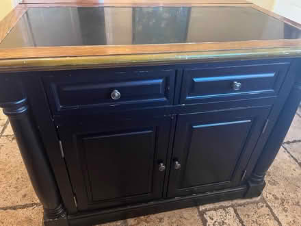 Photo of free marble top island and stools (39th ave and MacArthur) #2