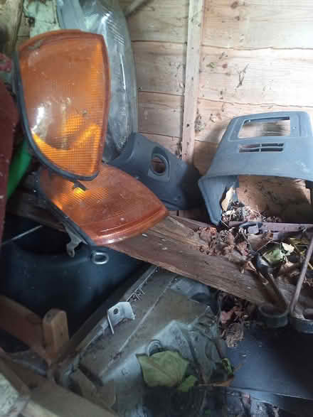 Photo of free Bunch of Delica L400 spares (Nuttings Road CB1) #2