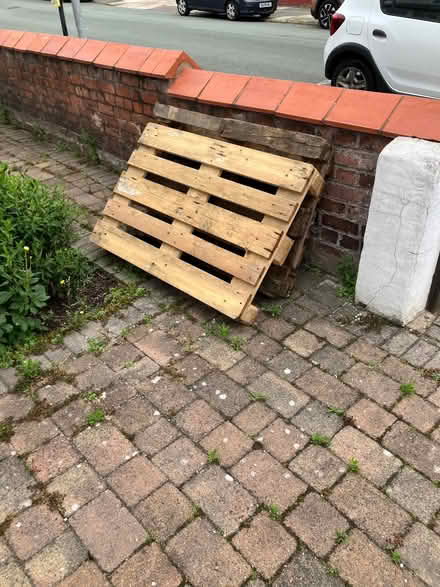 Photo of free Pallets (Wallasey CH44) #1