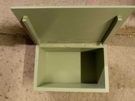 Photo of free Pine box with hinged lid - 380 x 250 x 210mm high (Bucknell SY7) #3
