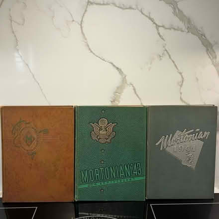 Photo of free 1940s vintage highschool year book (87th St/ Naper Blvd Naperville) #1