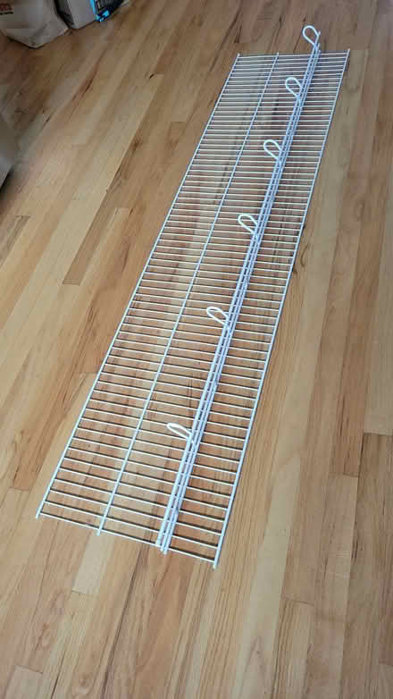 Photo of free Wire shelf (16") with hangar rod (Wedgwood) #1