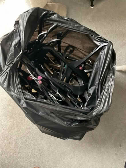 Photo of free Hangers (Saham Toney IP25) #1