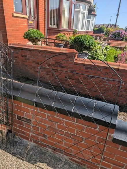 Photo of free Metal fence panels (FY4) #1