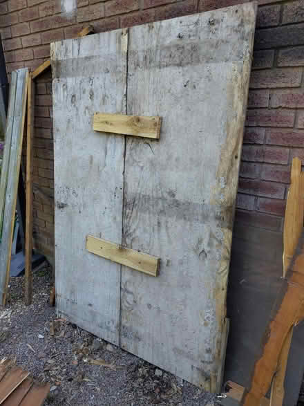 Photo of free Base and frame from 6x4 shed (ST15 Walton, Stone) #1