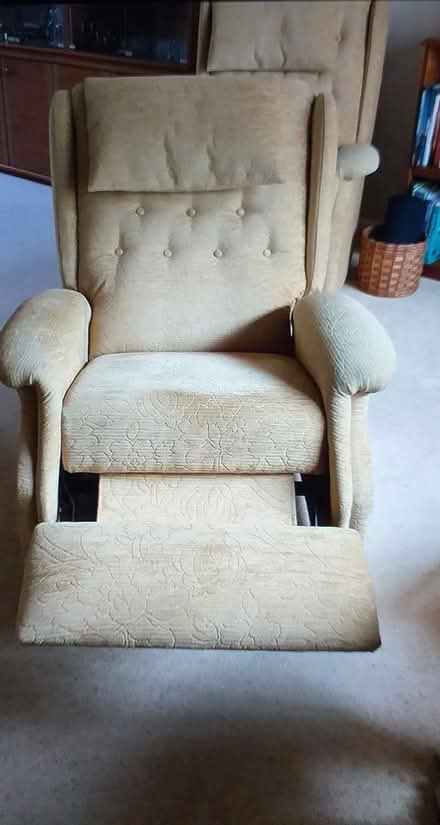 Photo of free reclining arm chair (Macclesfield SK10) #1