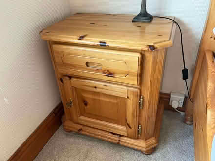 Photo of free Pine bedroom furniture (Burbage LE10) #4