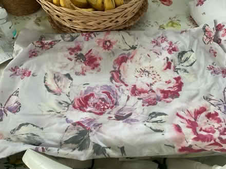 Photo of free King Size Duvet Set #3 (Saham Toney IP25) #1