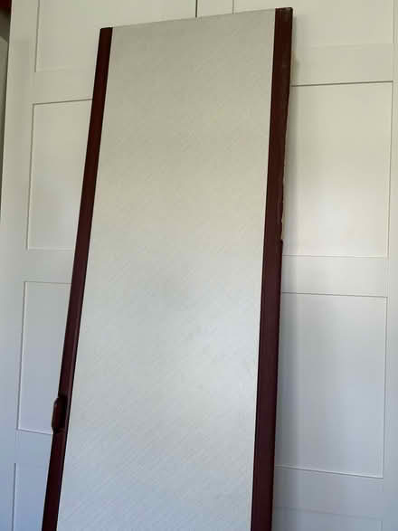 Photo of free 5 wardrobe doors, with 2 mirror ones (Tottenham N17) #4