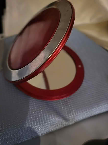 Photo of free Compact mirror (Wigston LE18) #1